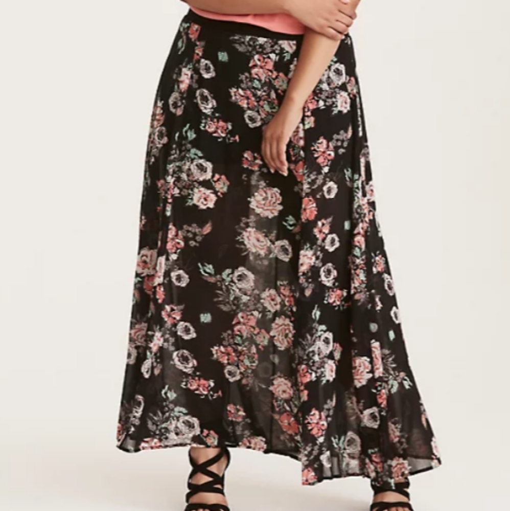 Torrid Sz 4 FLORAL PRINT HIGH WAIST CHIFFON MAXI SKIRT